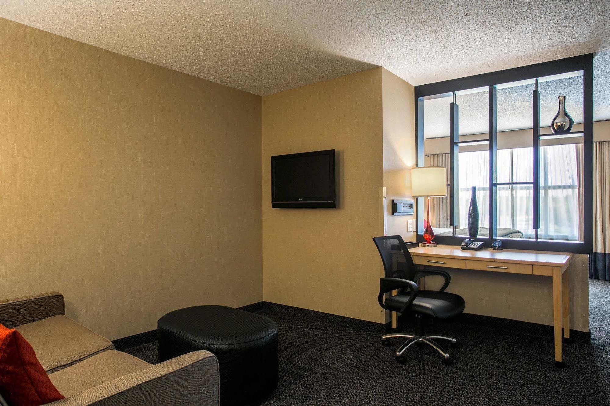 Springhill By Marriott Indianapolis Airport/plainfield Hotel 4*