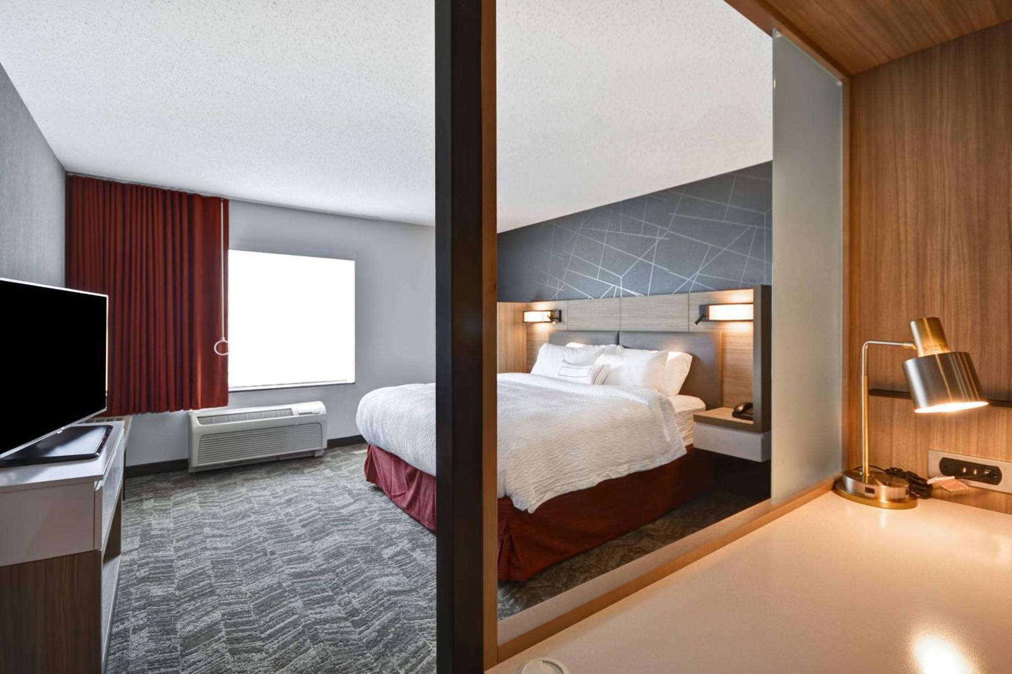 Springhill By Marriott Indianapolis Airport/plainfield 4*